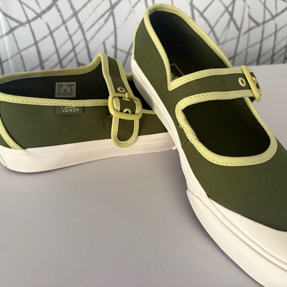 Vans Olive Green Mary Jane Shoes with Cream Accents - Picture 2 of 9